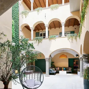  Appartamento Rego - Boutique With Some Off-site In A Charming Historic District Close To Upper Town Italia